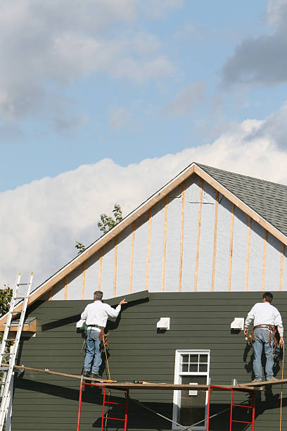 Affordable siding repair and maintenance services in Norton Shores, MI
